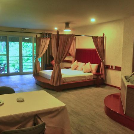 P1 Club Resort Panglao Esterno foto